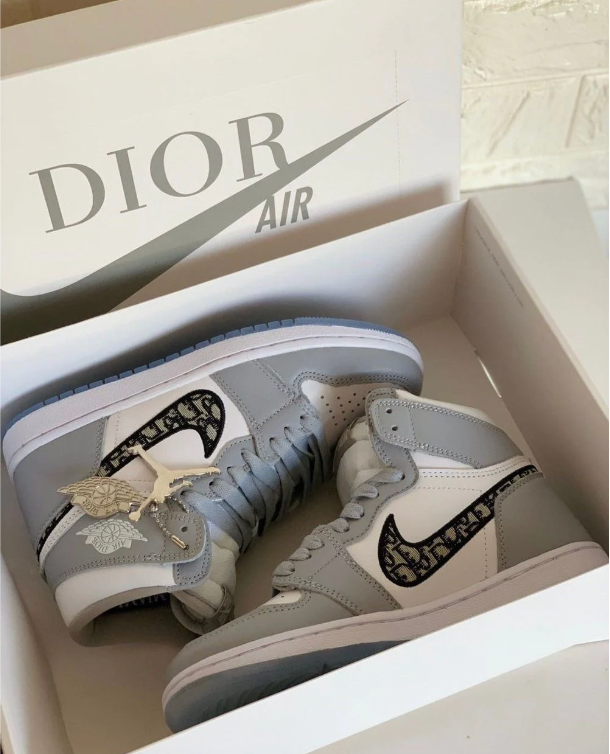 Dior x Air Jordan 1 High - Image 4